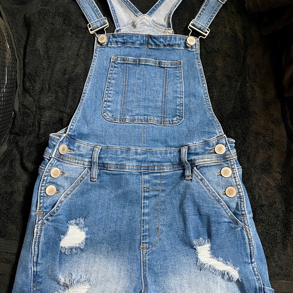 Rue21 Blue Denim Distressed Jumpsuit (NEVER WORN)